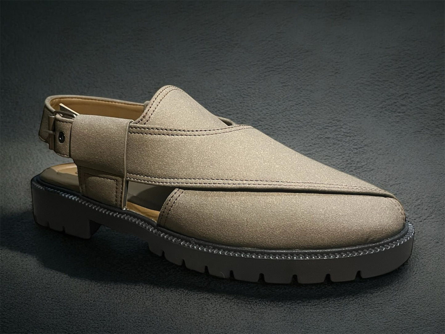 Moder Design-Pishawri Chappal-Allow to open